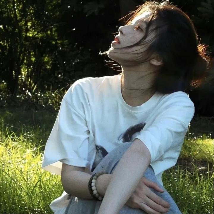 诚征辣妹 在线观看封面